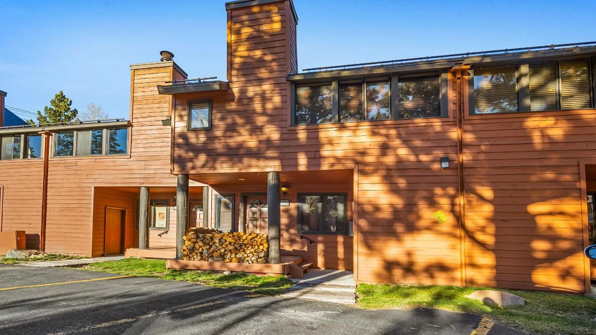 Mammoth Village Properties By 101 Great Escapes Mammoth Lakes