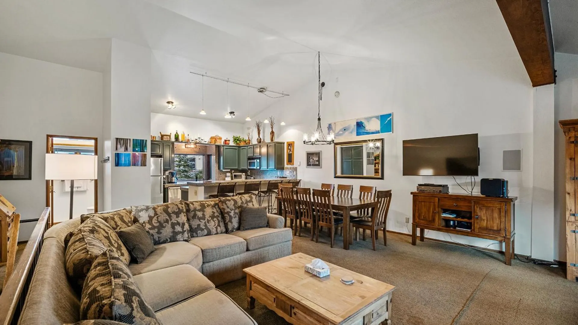Mammoth Village Properties By 101 Great Escapes Mammoth Lakes 0*,  United States